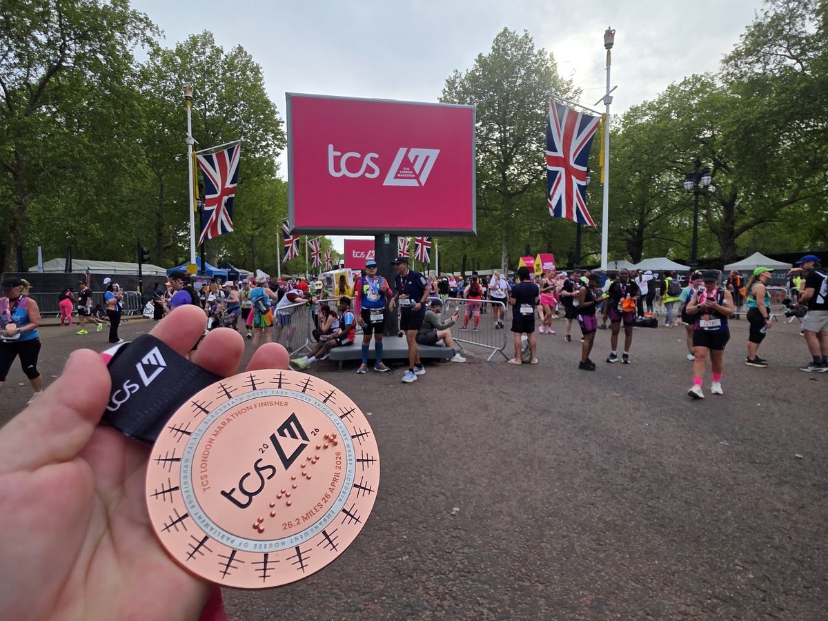 Maratón de Londres 2026 · Medalla TCS London Marathon Finisher
